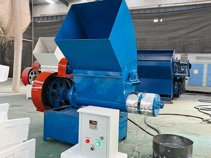 EPS hot melting machine