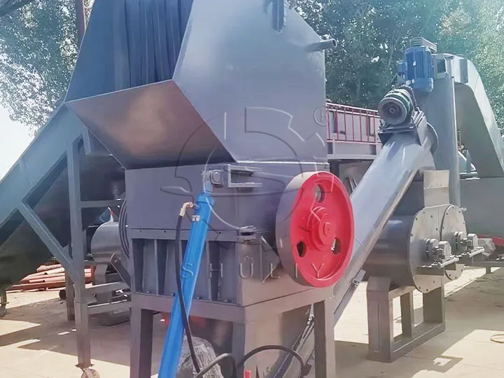 plastics shredder machine