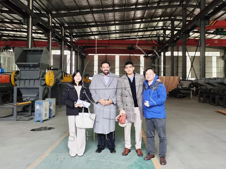 American customers visit rigid plastic granulator machine