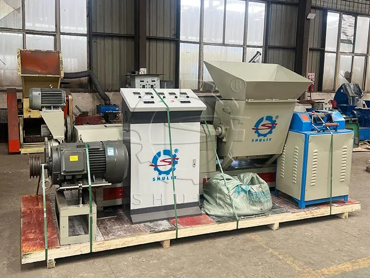 Foam granulator sent to Suriname