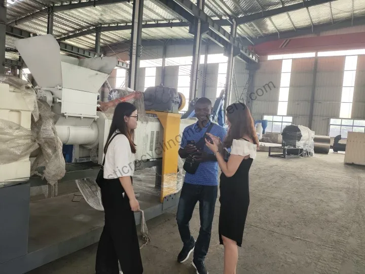 Togo customer visited plastic granulator plant