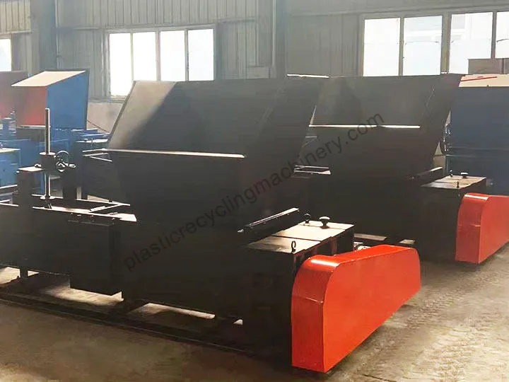 foam compactor machine