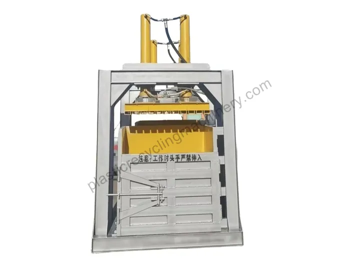 plastic baling machine