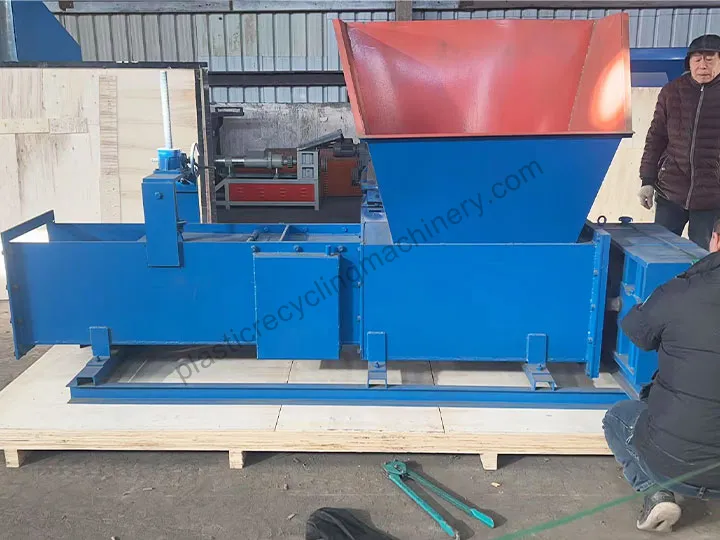 EPS compactor machine