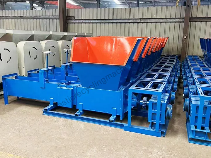 Foam compactor machine