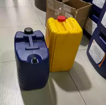 Bahan baku pelanggan—tong plastik
