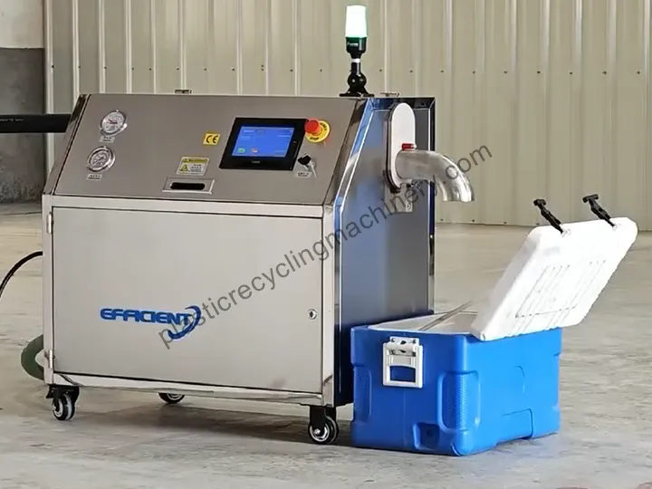 dry ice pellet maker and dry ice box