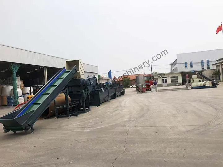 small plastic recycling plant